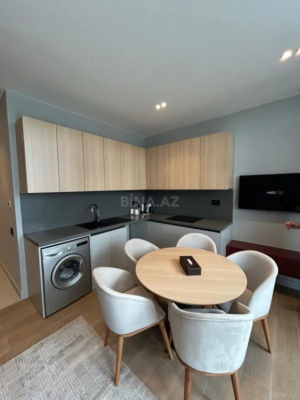 Kirayə verilir 3 otaqlı mənzil 130 m²