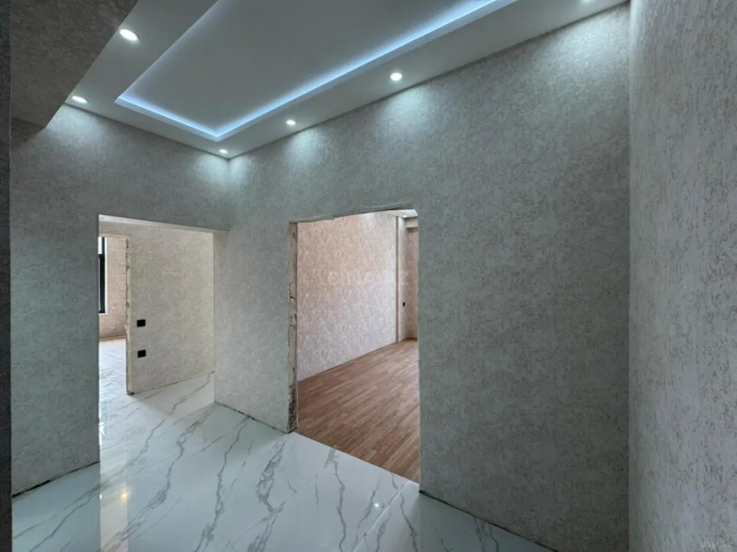 Satılır 3 otaqlı mənzil 91 m²