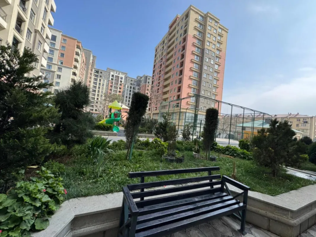 Satılır 3 otaqlı mənzil 91 m²