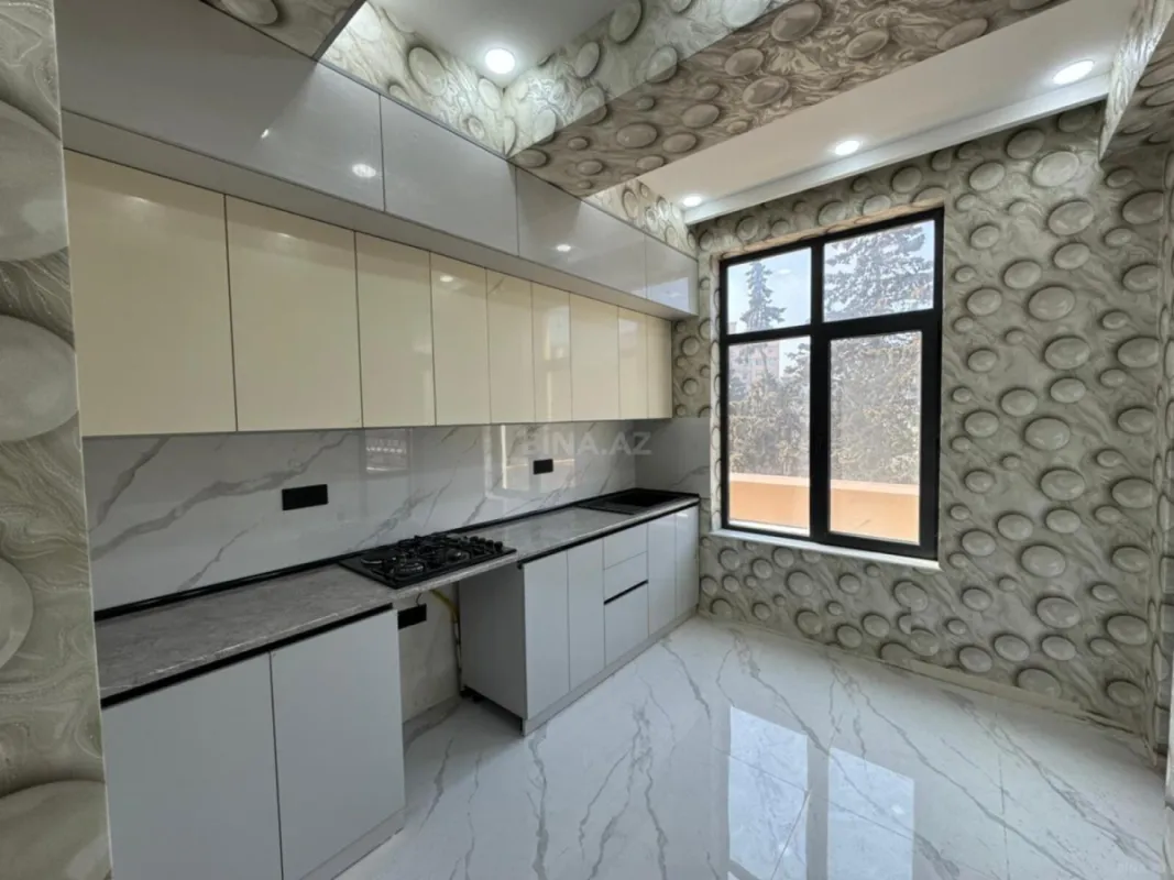 Satılır 3 otaqlı mənzil 91 m²