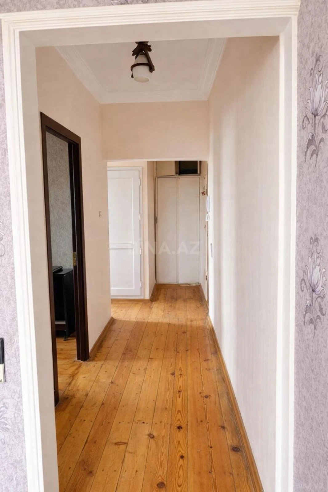 Satılır 2 otaqlı mənzil 70 m²