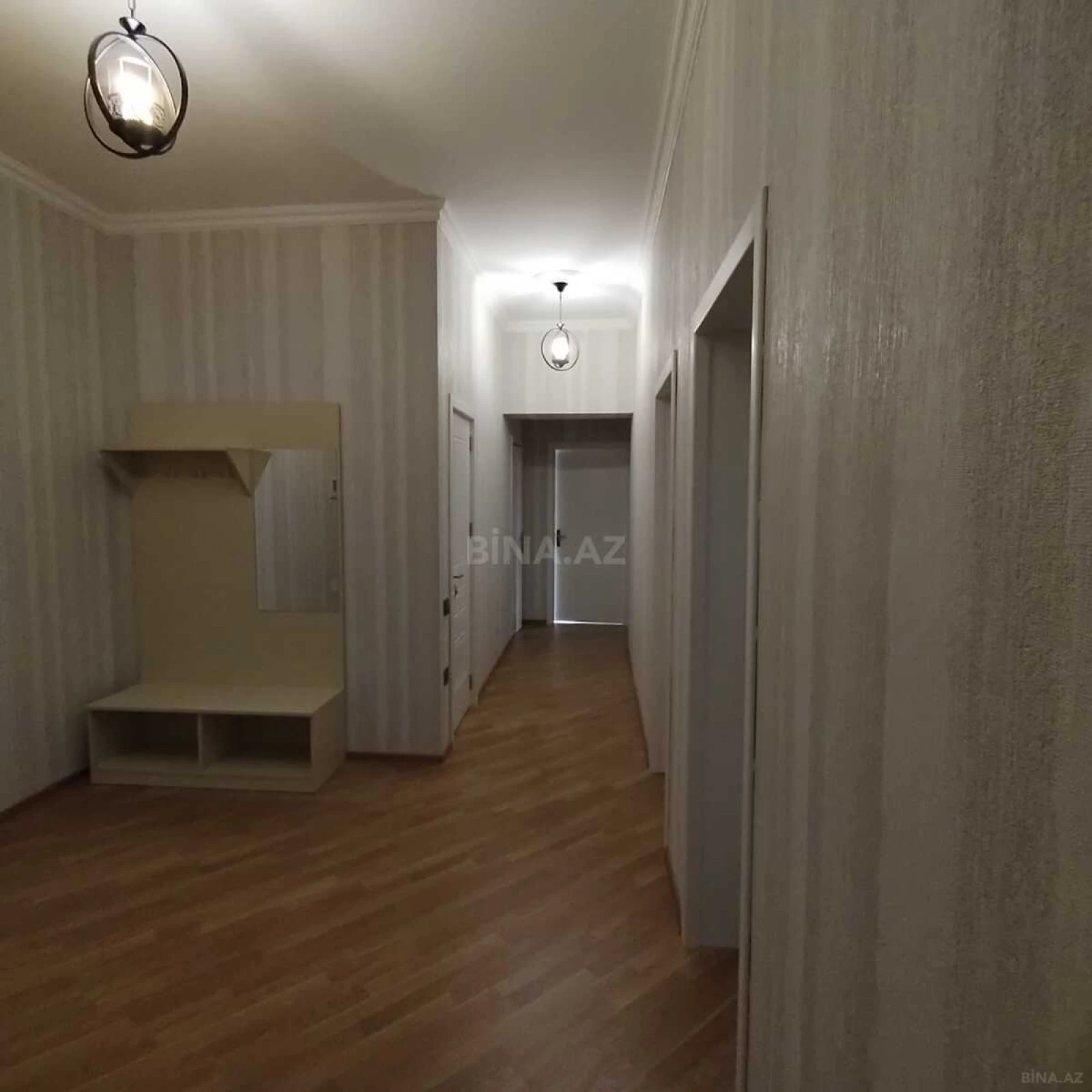 Satılır 3 otaqlı mənzil 125 m²