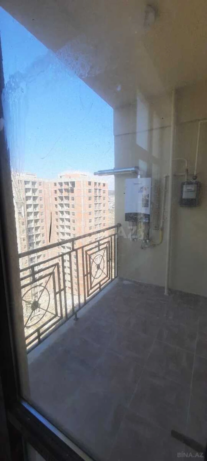 Satılır 3 otaqlı mənzil 125 m²