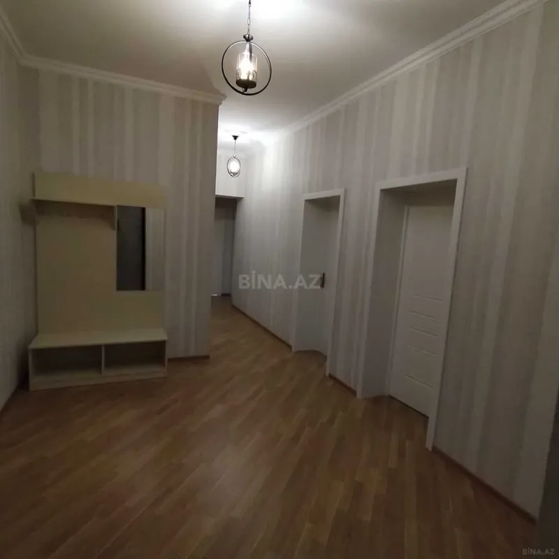 Satılır 3 otaqlı mənzil 125 m²