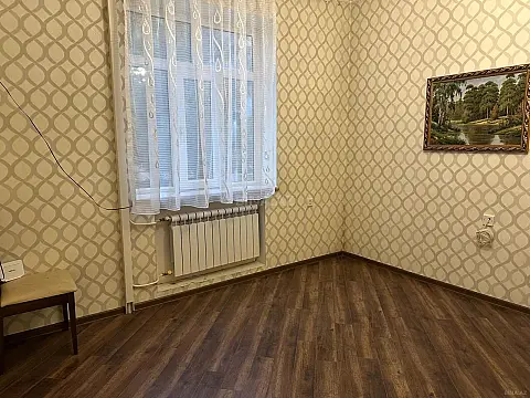 Kirayə verilir 4 otaqlı mənzil 120 m²