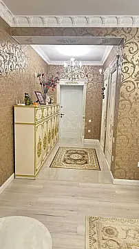 Satılır 4 otaqlı mənzil 160 m²