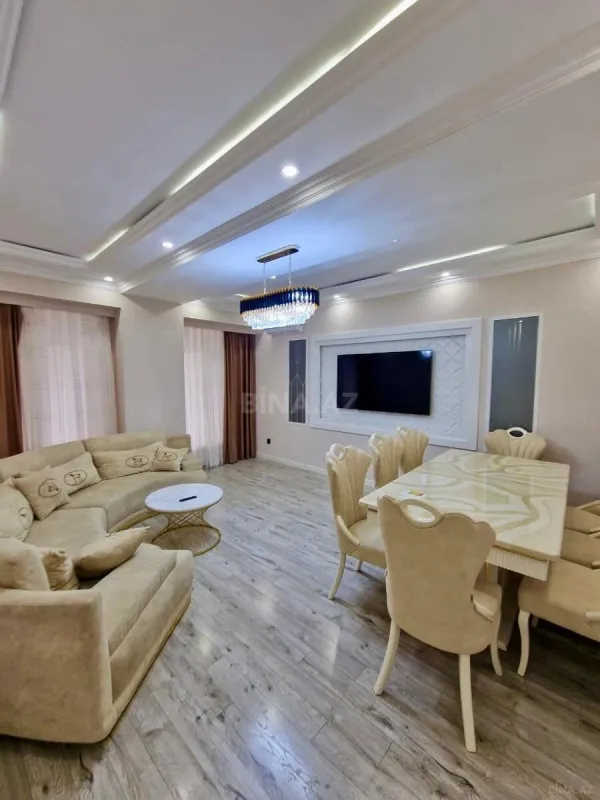 Satılır 2 otaqlı mənzil 85.7 m²