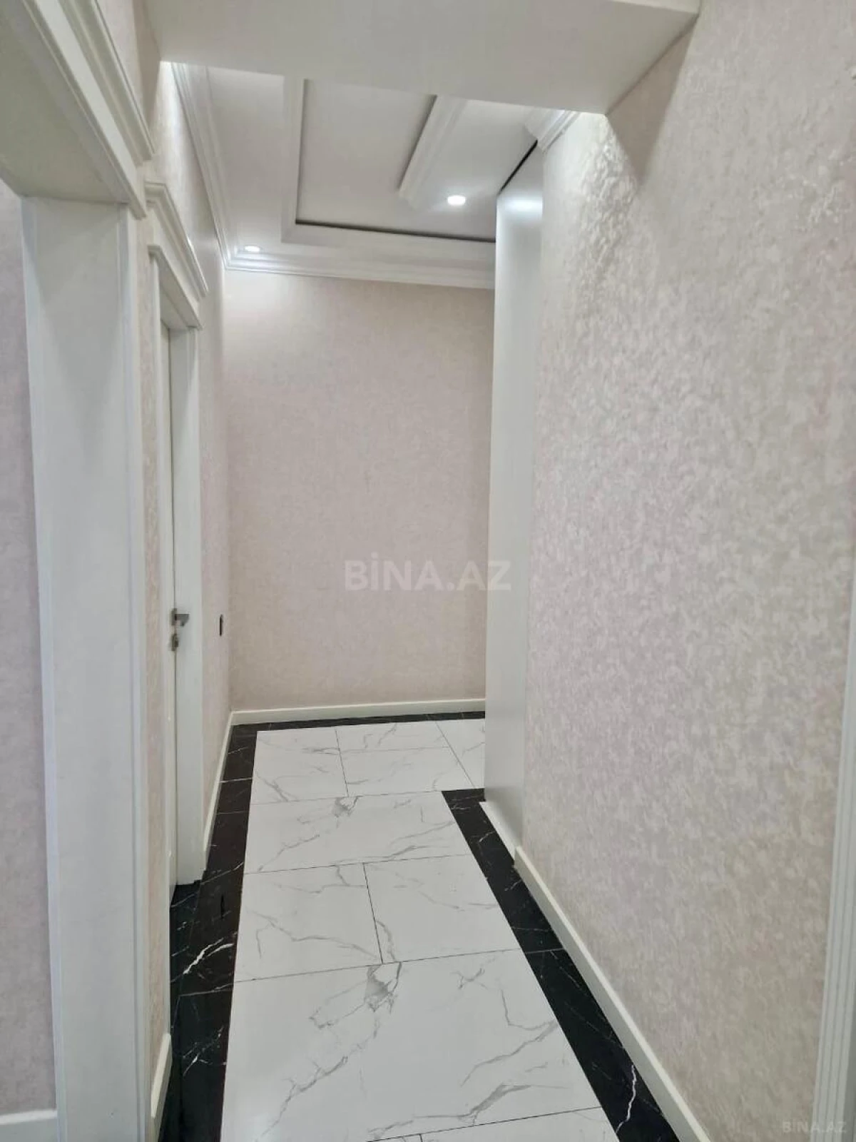 Satılır 2 otaqlı mənzil 85.7 m²