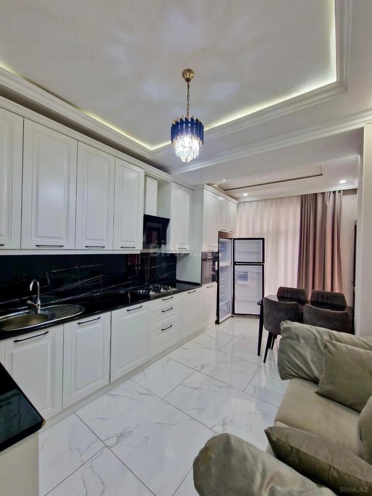 Satılır 2 otaqlı mənzil 85.7 m²