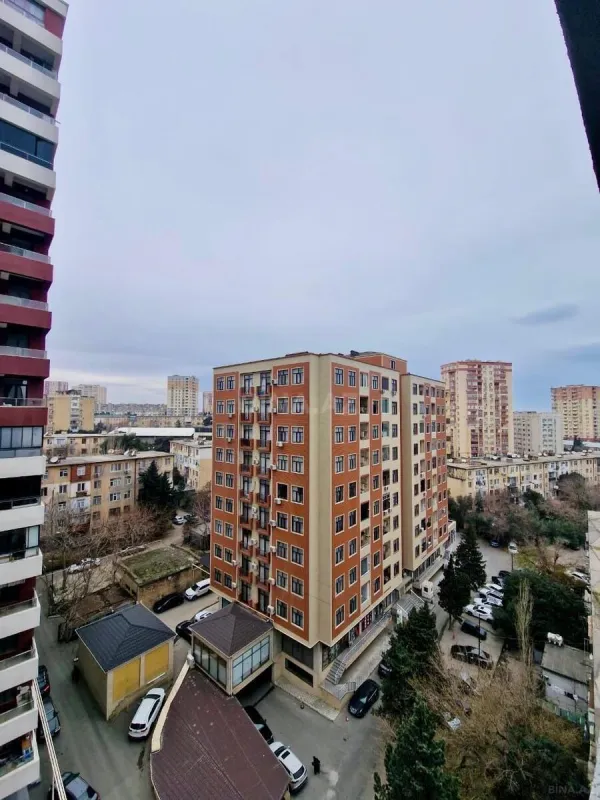 Satılır 2 otaqlı mənzil 85.7 m²