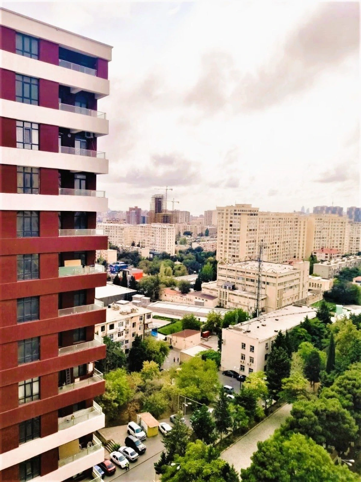 Satılır 2 otaqlı mənzil 85.7 m²