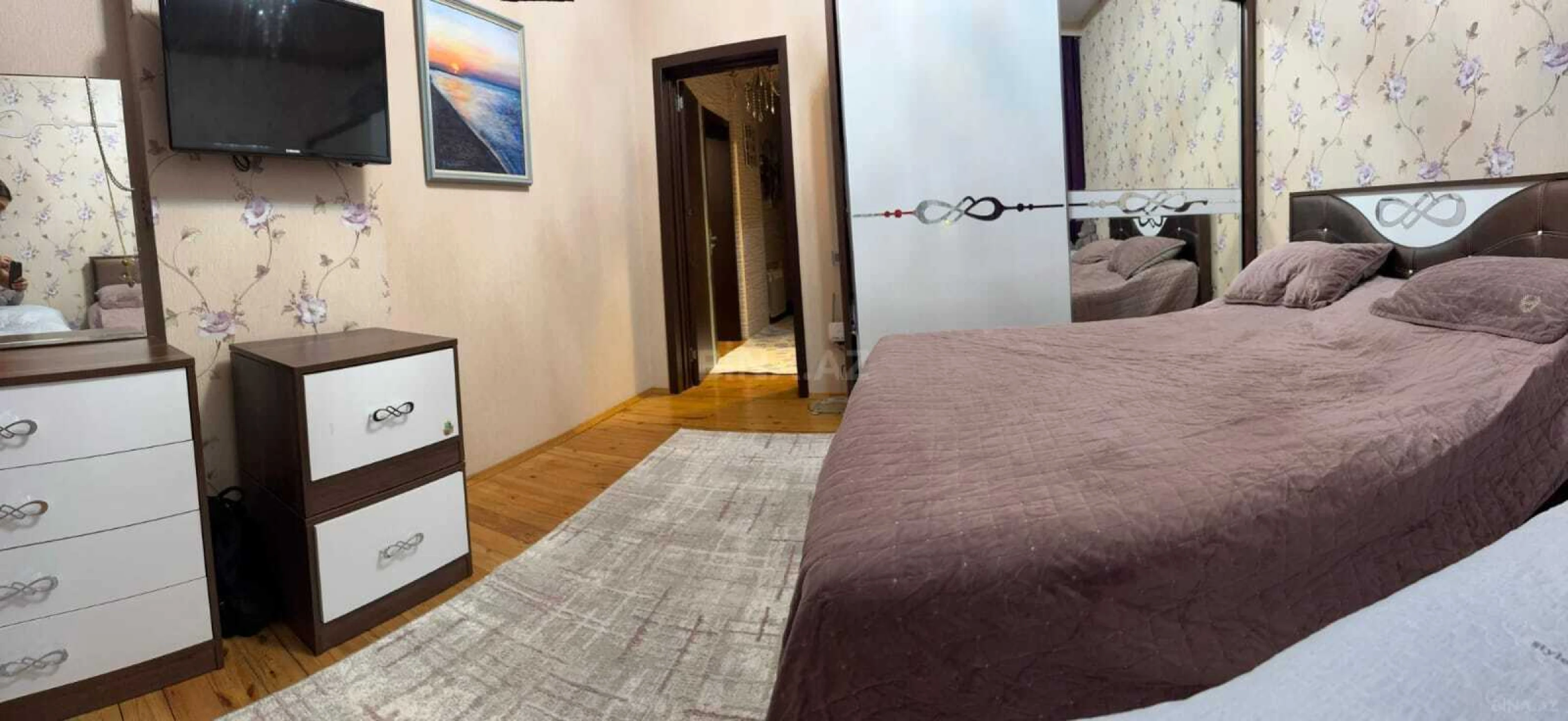 Satılır 2 otaqlı mənzil 78 m²