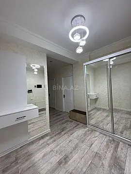 Satılır 3 otaqlı mənzil 110 m²