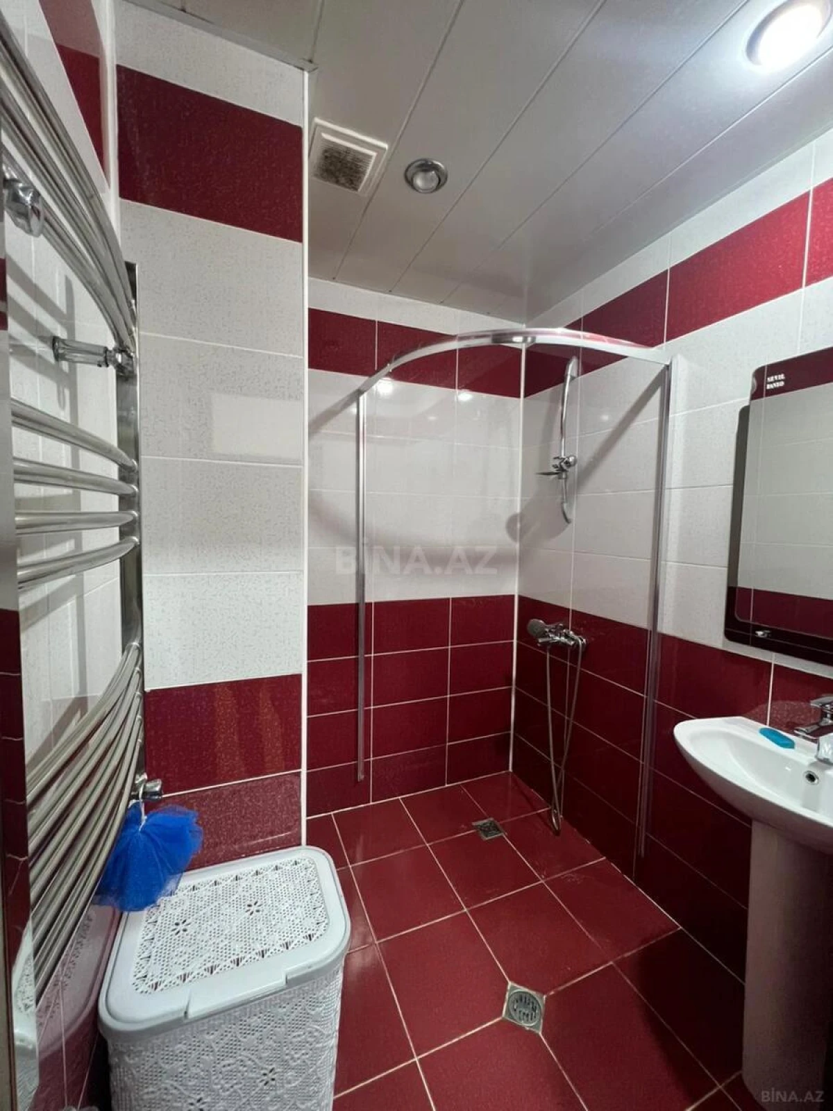Satılır 3 otaqlı mənzil 95 m²