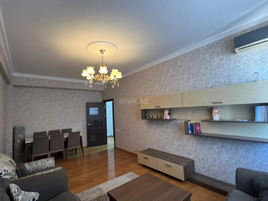 Satılır 3 otaqlı mənzil 95 m²