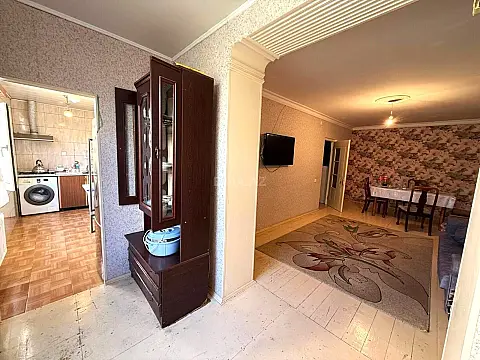 Kirayə verilir 4 otaqlı mənzil 115 m²