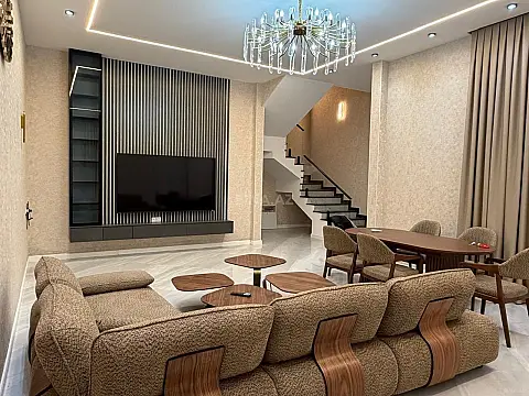 Kirayə verilir 5 otaqlı həyət evi 220 m²