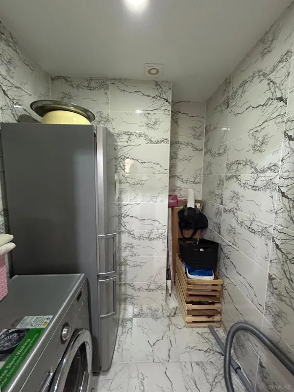 Satılır 3 otaqlı mənzil 105 m²