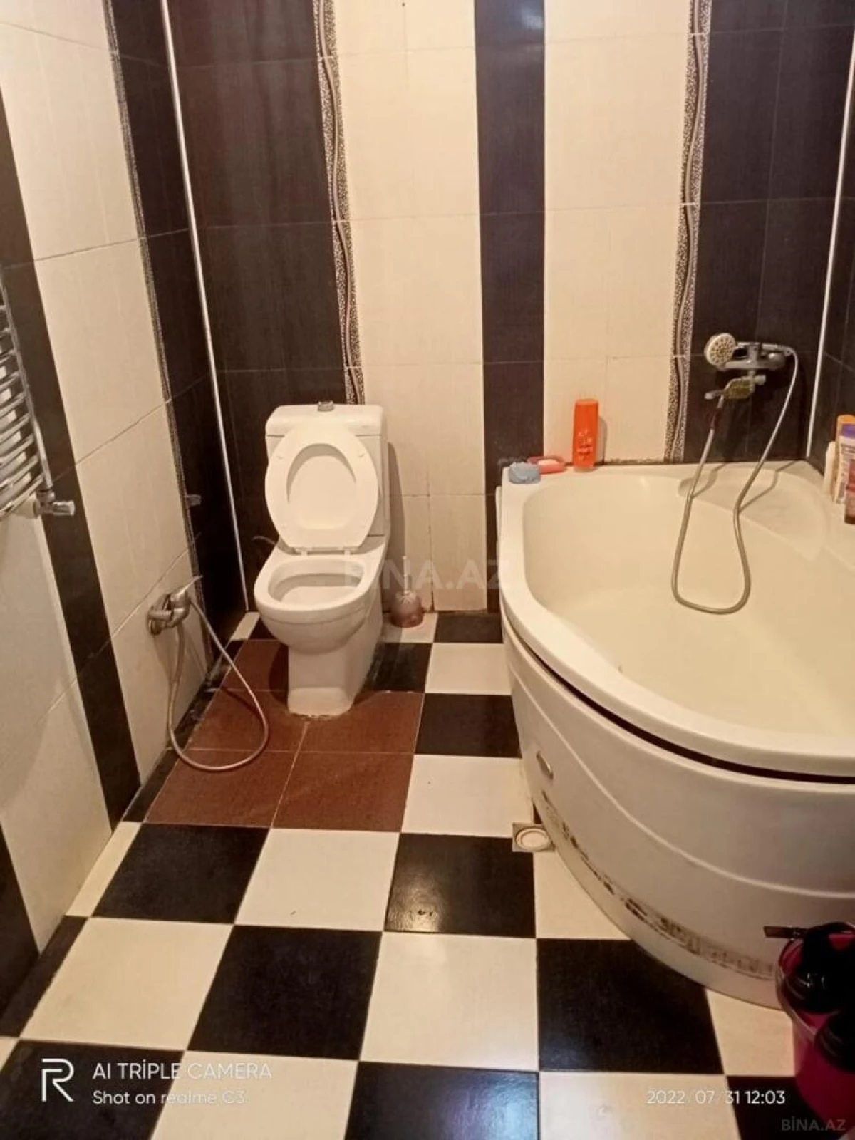 Satılır 8 otaqlı həyət evi 500 m²