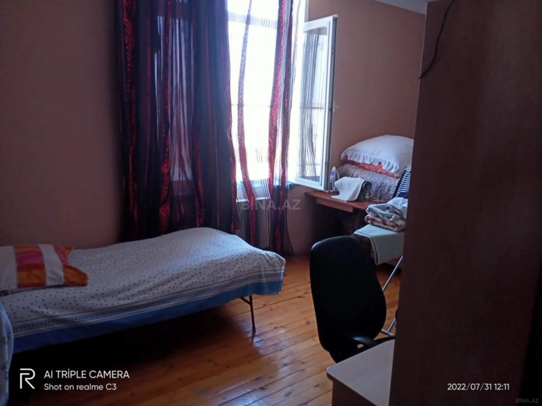 Satılır 8 otaqlı həyət evi 500 m²