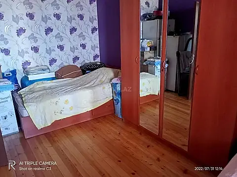 Satılır 8 otaqlı həyət evi 500 m²