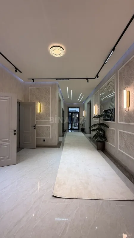 Satılır 4 otaqlı həyət evi 240 m²