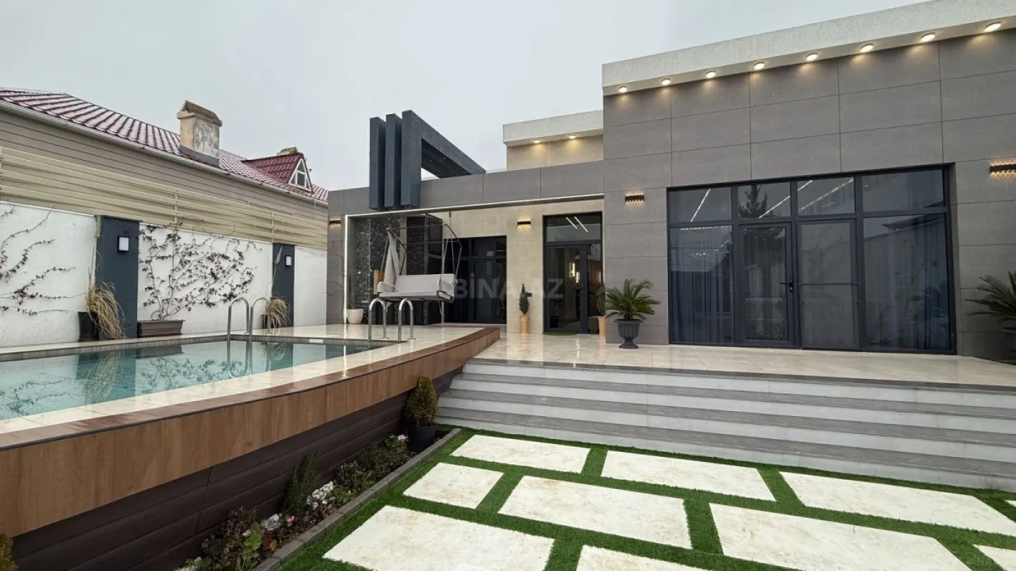 Satılır 4 otaqlı həyət evi 240 m²