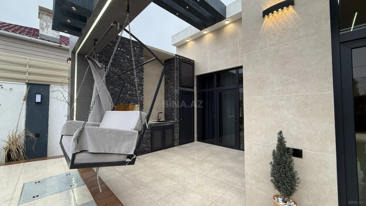 Satılır 4 otaqlı həyət evi 240 m²