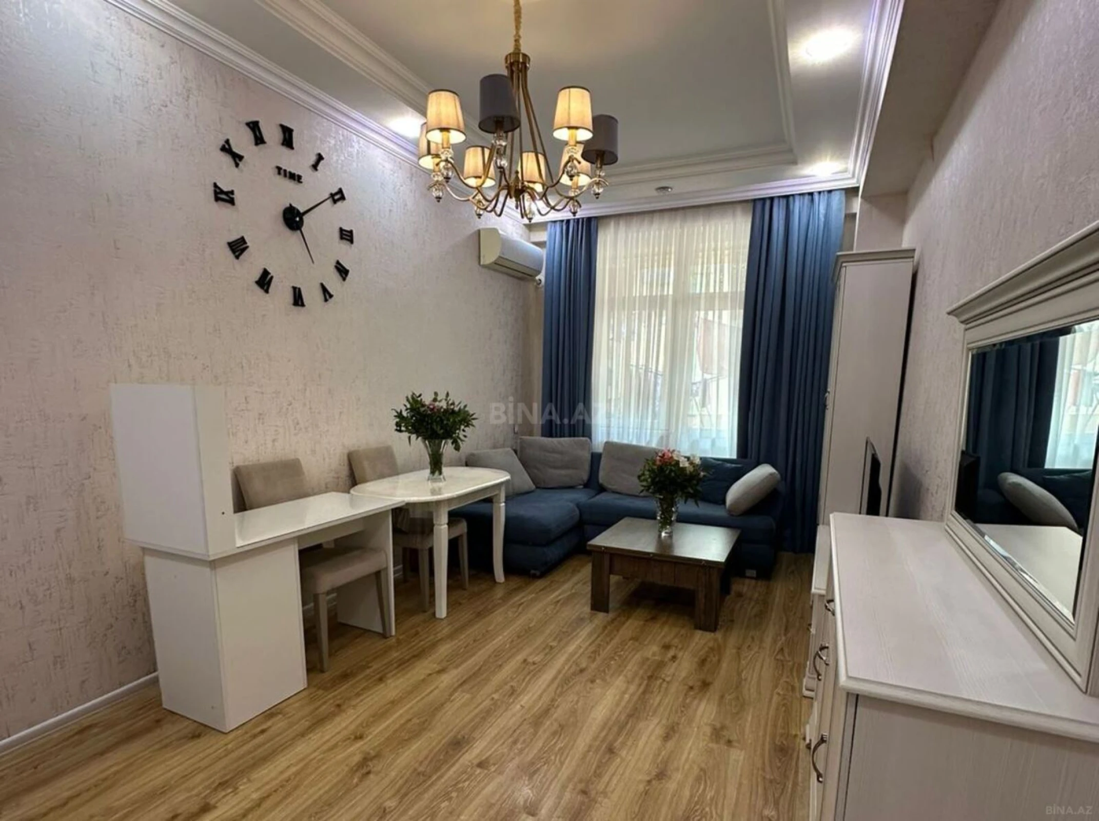 Satılır 2 otaqlı mənzil 96 m²
