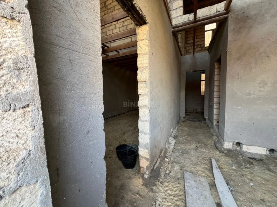 Satılır 4 otaqlı həyət evi 130 m²