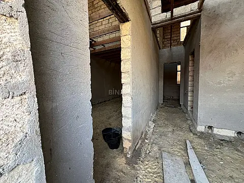Satılır 4 otaqlı həyət evi 130 m²