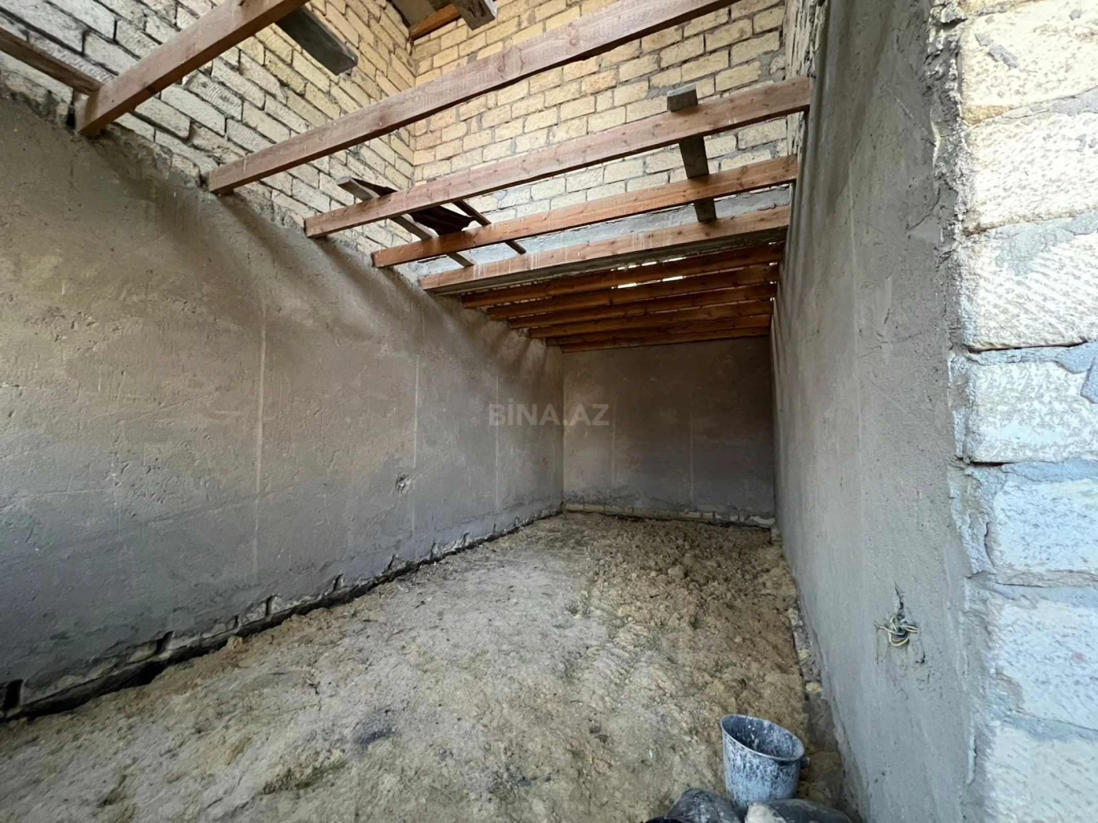 Satılır 4 otaqlı həyət evi 130 m²