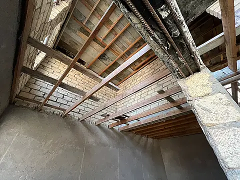 Satılır 4 otaqlı həyət evi 130 m²