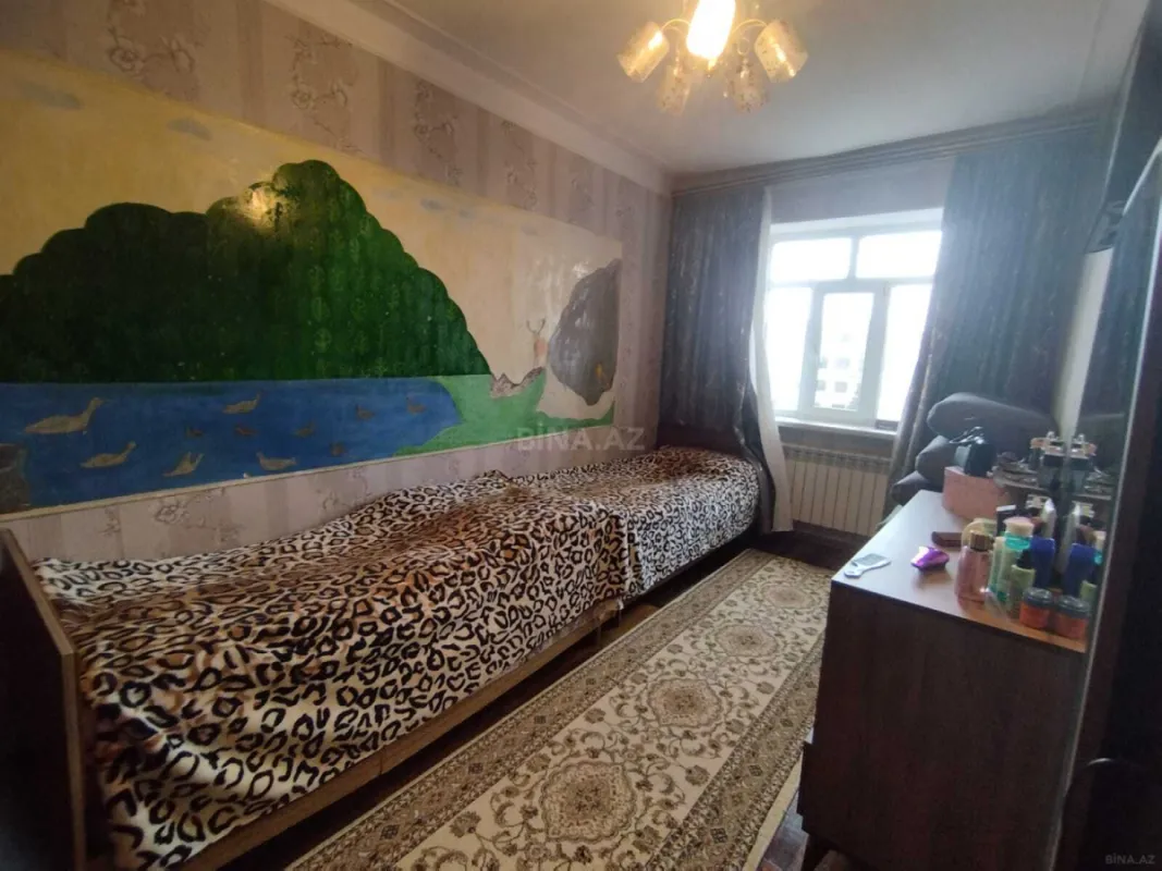 Satılır 4 otaqlı mənzil 80 m²