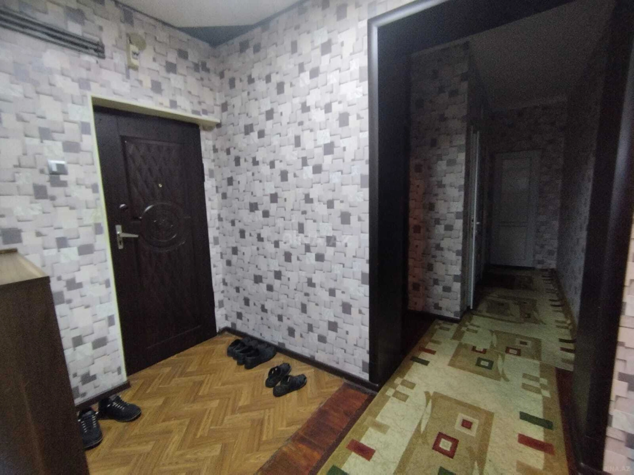 Satılır 4 otaqlı mənzil 80 m²