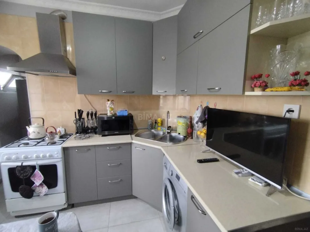 Satılır 4 otaqlı mənzil 80 m²
