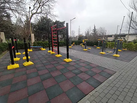 Satılır 4 otaqlı mənzil 80 m²