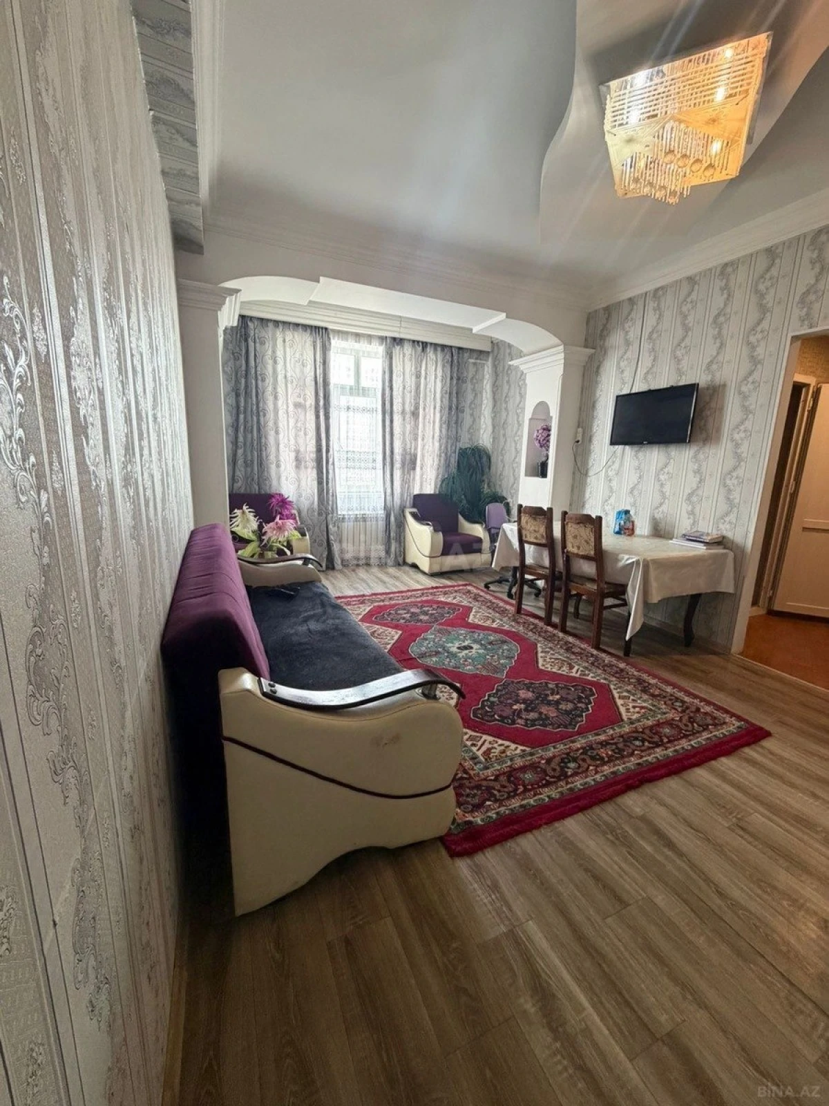 Satılır 2 otaqlı mənzil 69 m²