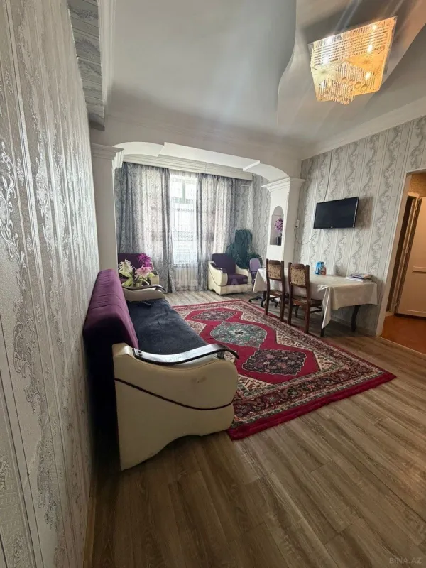 Satılır 2 otaqlı mənzil 69 m²
