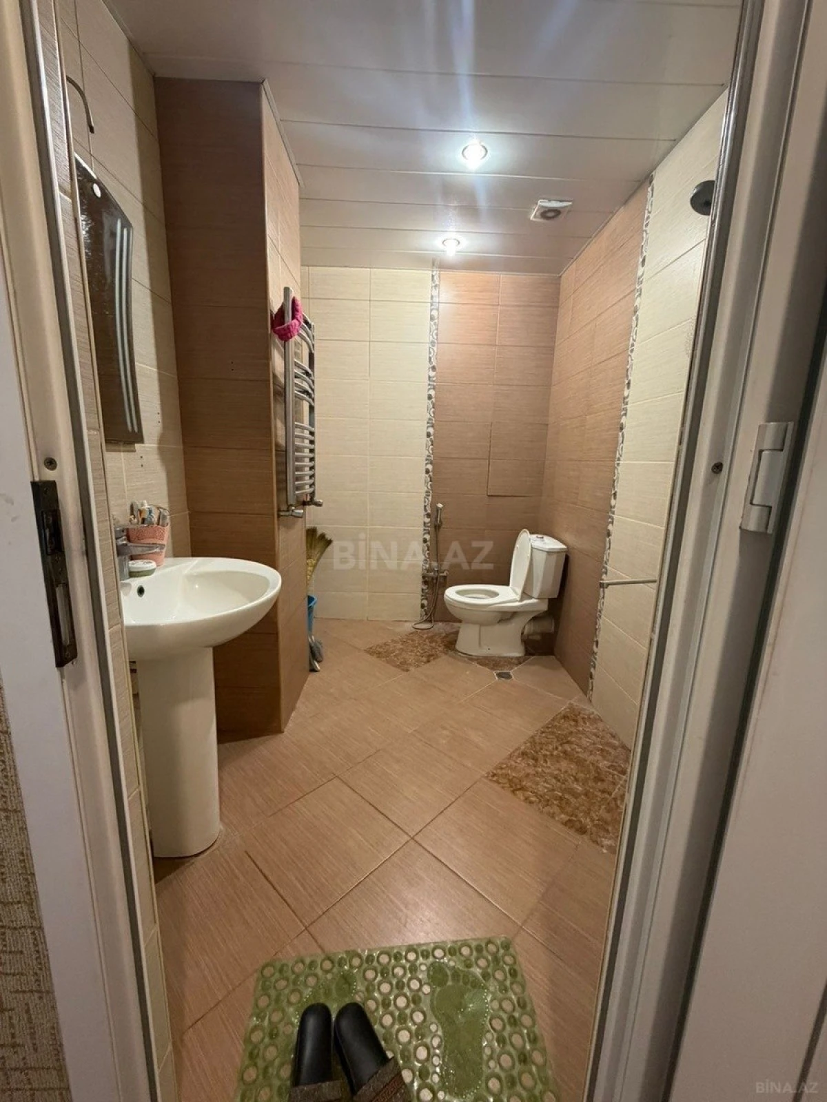Satılır 2 otaqlı mənzil 69 m²
