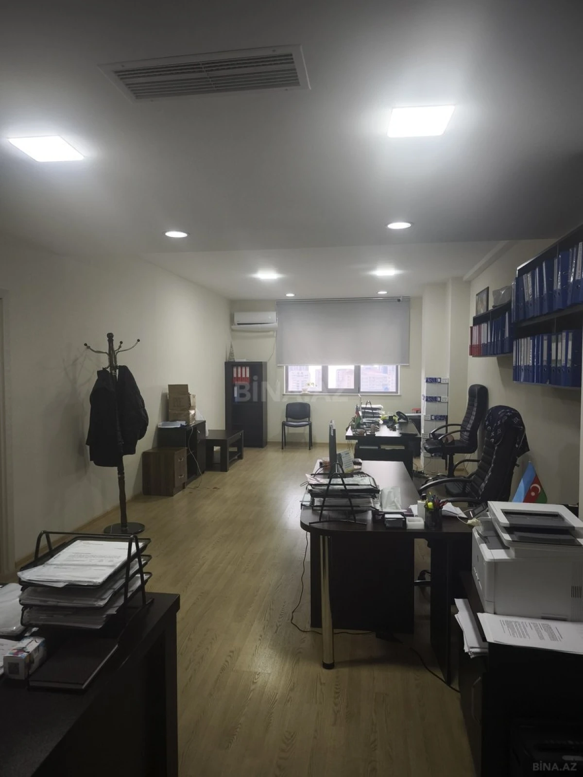 Satılır 7 otaqlı ofis 270.9 m²