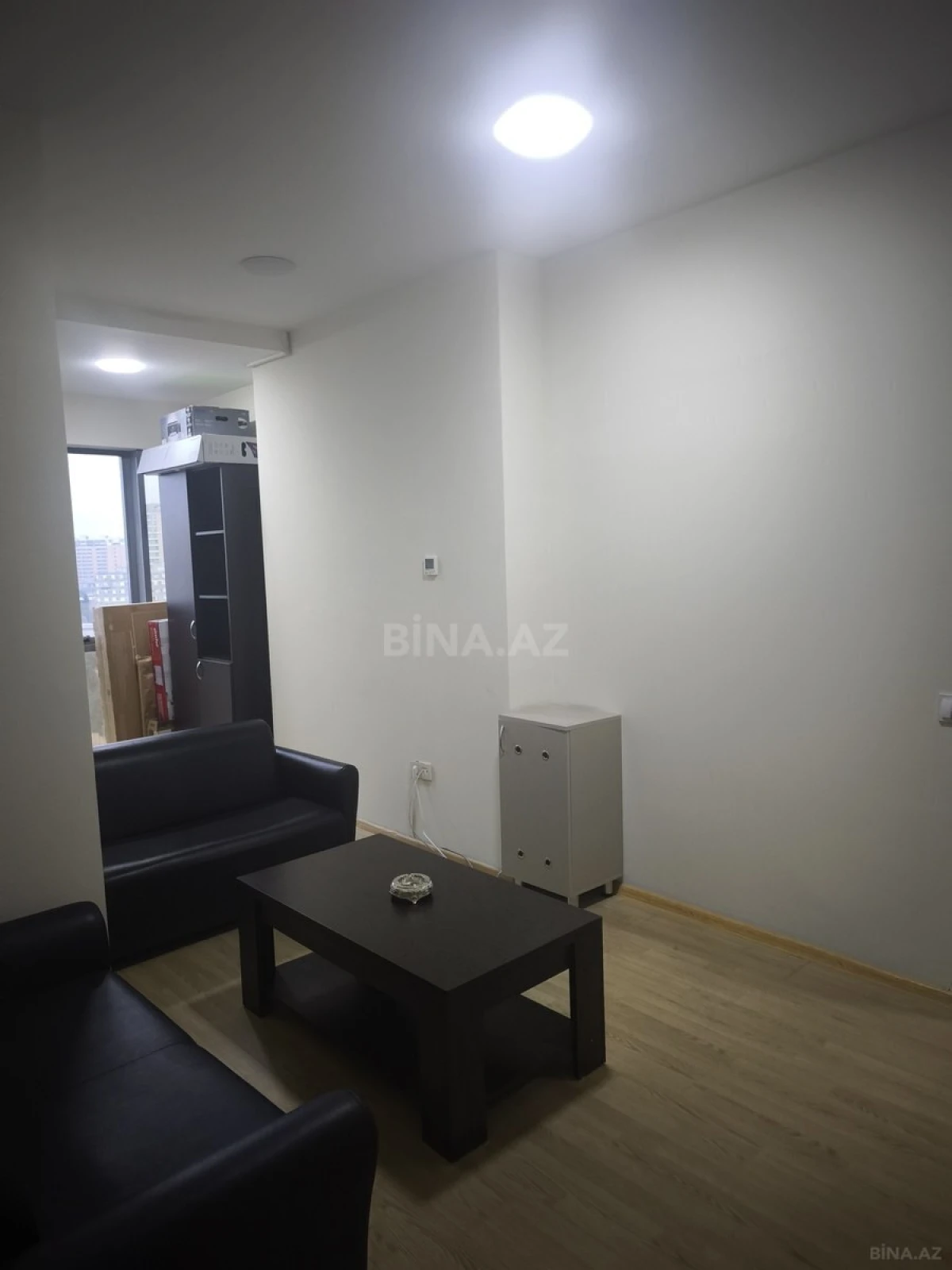 Satılır 7 otaqlı ofis 270.9 m²