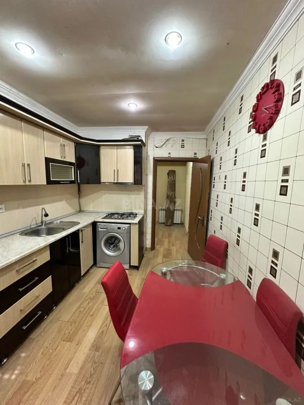Satılır 2 otaqlı mənzil 85 m²