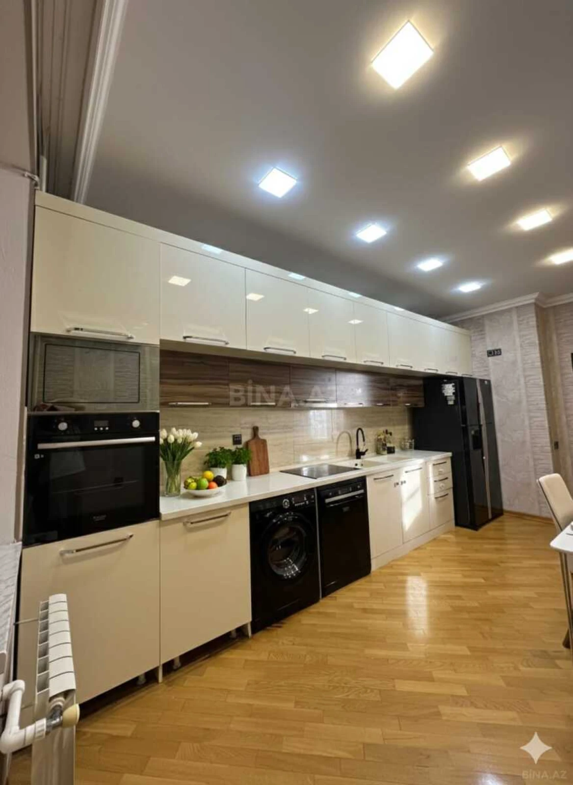 Satılır 3 otaqlı mənzil 120 m²