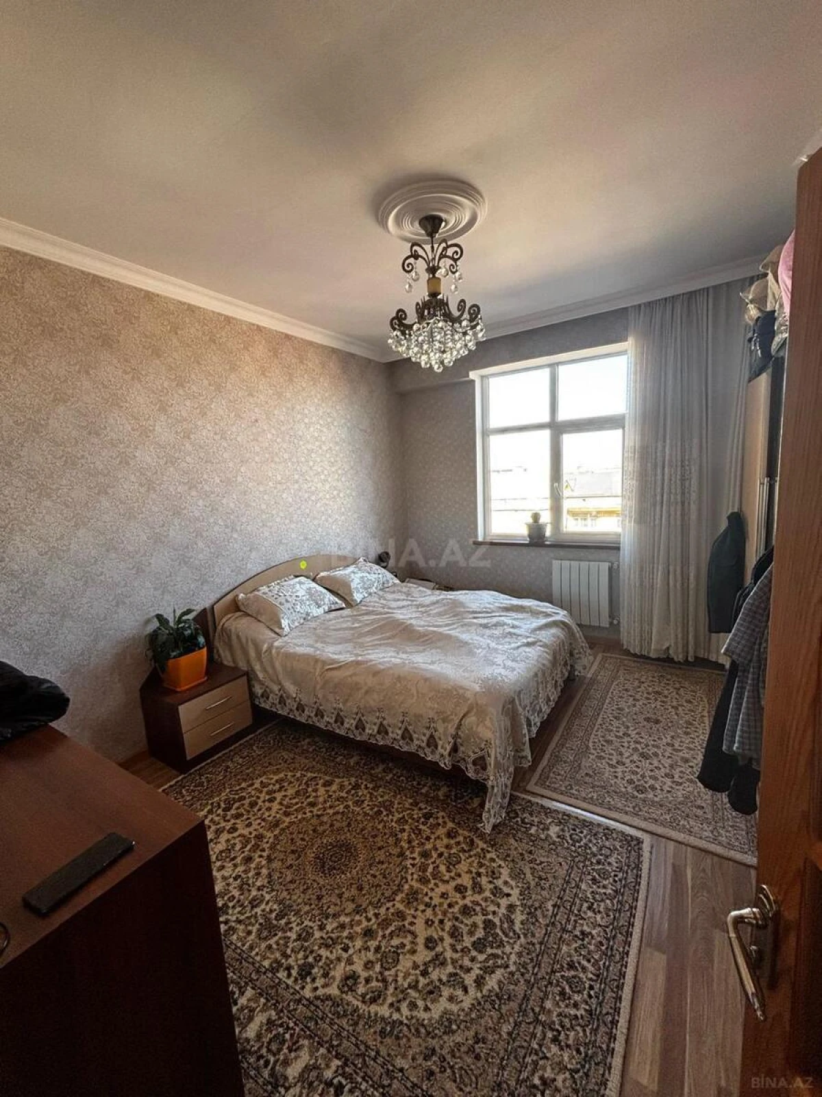 Satılır 3 otaqlı mənzil 110 m²