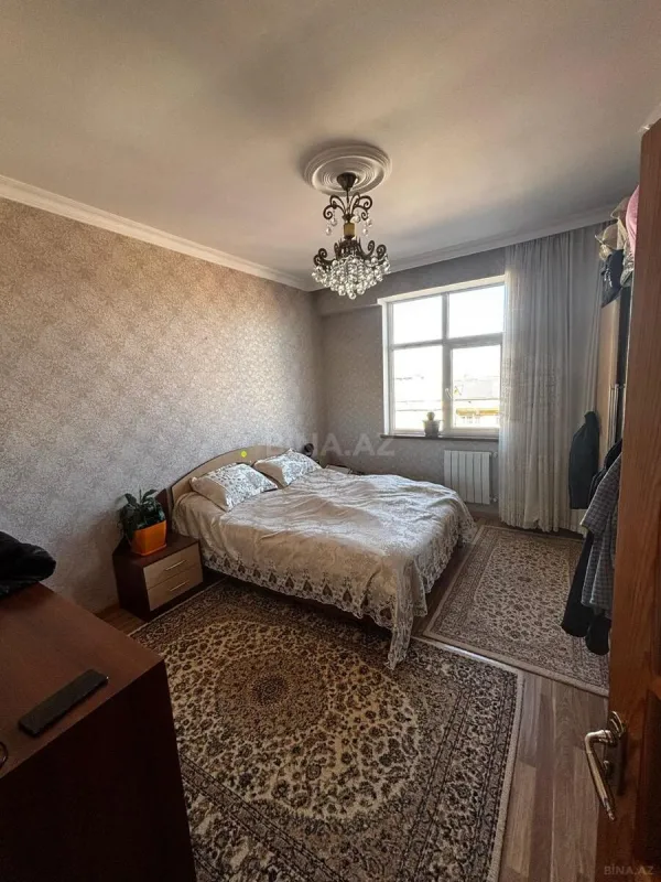 Satılır 3 otaqlı mənzil 110 m²