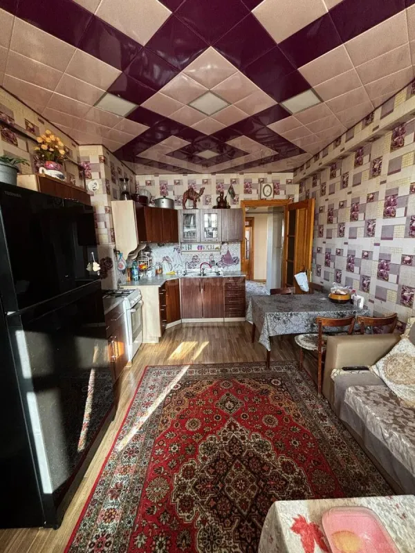 Satılır 3 otaqlı mənzil 110 m²