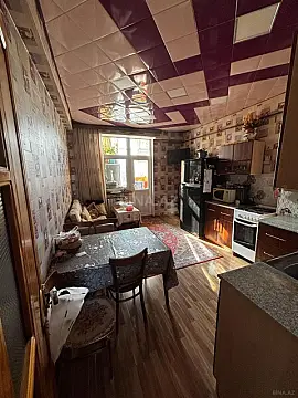 Satılır 3 otaqlı mənzil 110 m²