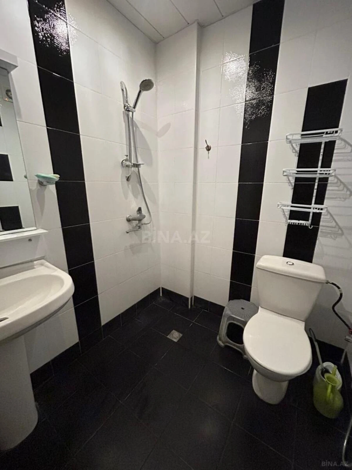 Kirayə verilir 2 otaqlı mənzil 70 m²