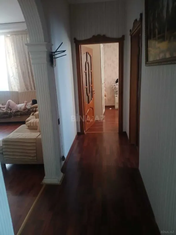 Satılır 3 otaqlı mənzil 105 m²